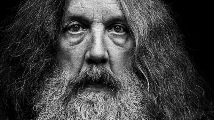 Alan Moore faz duras criticas aos filmes de héroi em entrevista rara